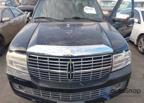 2007 Lincoln Navigator L z USA, uszkodzony, nr VIN 5LMFL28577LJ20327